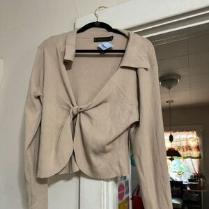 Fashion to Figure tan twister sweater NWOT